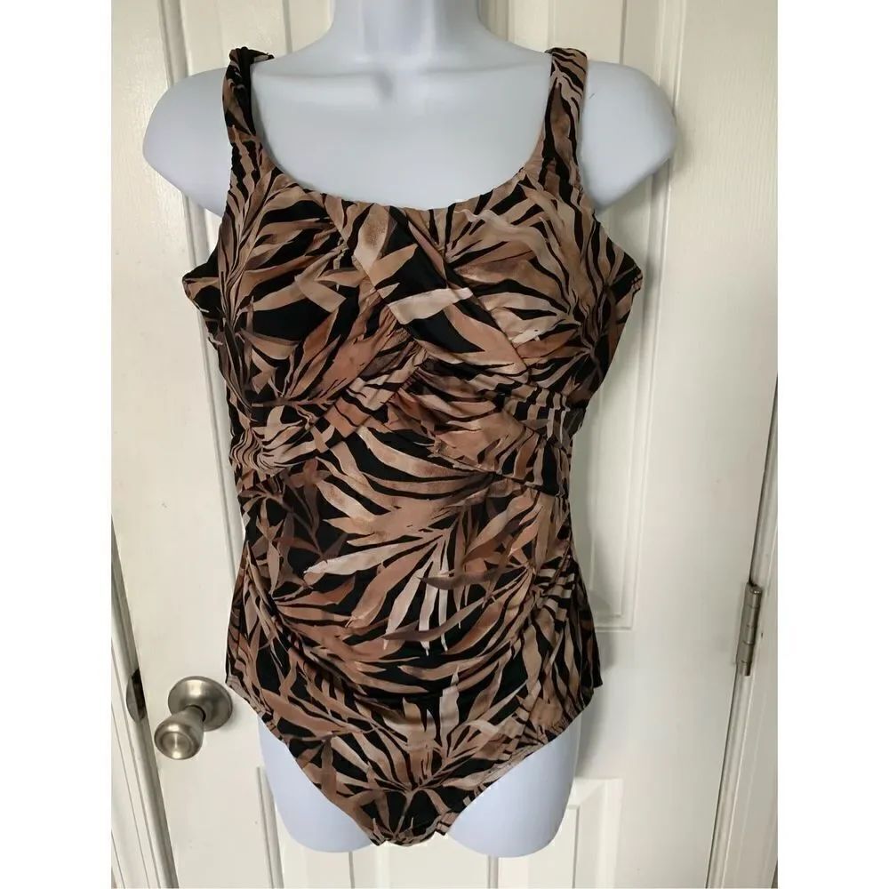 Lands end size 14 D one piece bikini